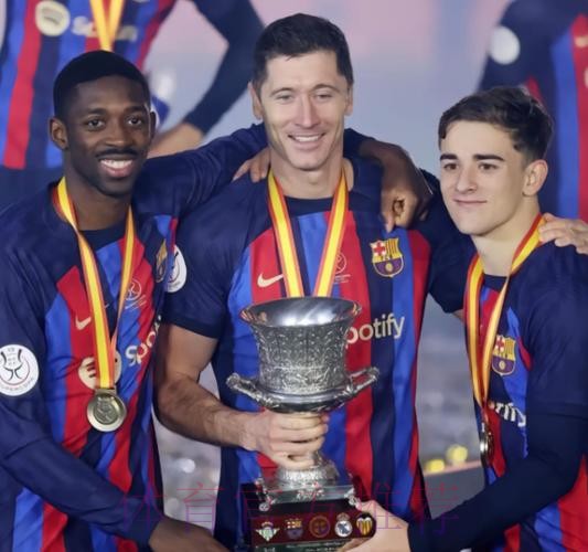 哈维首冠!后梅西时代首冠!巴萨俩妙龄童打崩了皇马 哈维首冠!后梅西时代首冠!巴萨俩妙龄童打崩了皇马